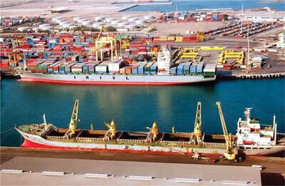  حمل‌و‌نقل دریایی بدون توقف در بنادر جنوب ادامه دارد
