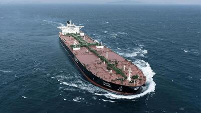  ورود یک ابرنفتکش به آب‌های ایران!