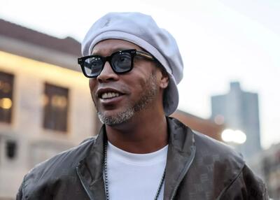  بازداشت زنی که به رونالدینیو مدرک جعلی داد