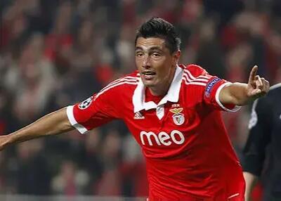  وداع مهاجم سابق پاراگوئه و بنفیکا با فوتبال