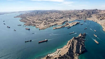  توضیحات یک منبع آگاه نزدیک به شعام درباره بازگشایی موقت تنگه هرمز