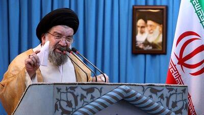  خطیب نماز جمعه تهران: ترامپ از شب تا صبح ۱۴ توئیت می‌زند