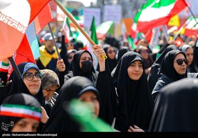 راهپیمایی «دختران جانفدا ایران» در تهران با حضور انبوه و گسترده - تسنیم
