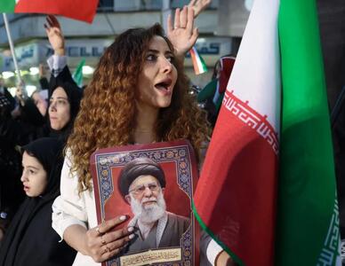  راهپیمایی «دختران جان‌فدای ایران» (عکس)