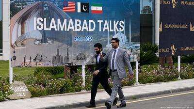 نورالدین الدغیر خبرنگار الجزیره در تهران: برگزاری مذاکرات در اسلام‌آباد در حال حاضر به حالت تعلیق درآمده / تهران در انتظار نتیجه دیدار‌های میانجی پاکستانی با مقامات آمریکایی است