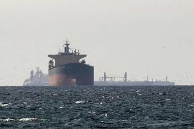  دو نفتکش در مسیر عبور از تنگه هرمز برگشت خوردند