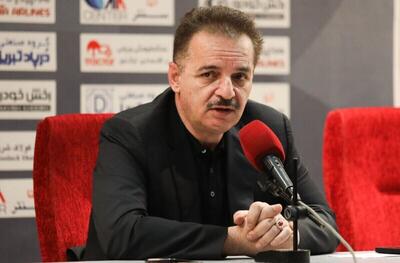  زنوزی:موافق برگزاری ادامه لیگ هستیم، اما اولویت تیم ملی ایران است