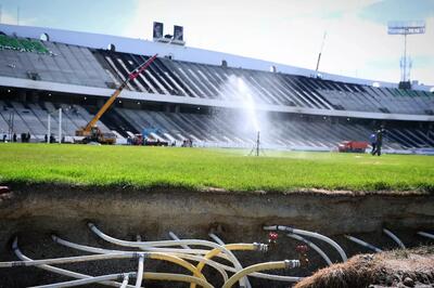  احتمال انتقال چمن ورزشگاه آزادی به تختی!