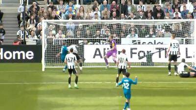  گل دوم بورنموث به نیوکسل (تروفرت)