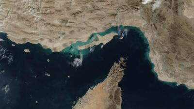  توقف و بازگشت دو نفتکش در ورودی تنگه هرمز + عکس