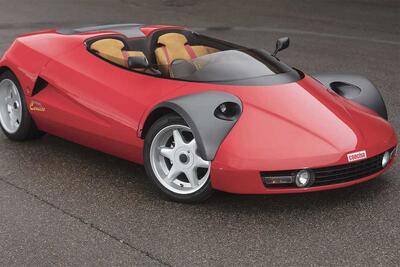  فراری کانچیزو، سوپراسپرت عجیبی که تاکنون ندیده‌اید - پدال