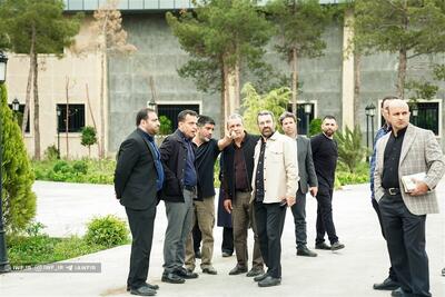  بازدید هیاتی از فراکسیون ورزش مجلس از مکان‌های کمپ تیم‌های ملی و فدراسیون کشتی + عکس