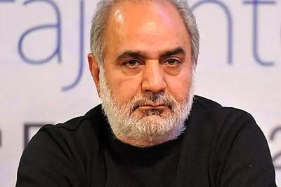  پرویز پرستویی: کسی که فرزند ۲ ماهه‌اش را از دست داده برای ۲ میلیون تومان به میدان می‌‎آید؟ / مرگ و ننگ بر شما وطن فروشانِ اراذل و حرف مفت زن