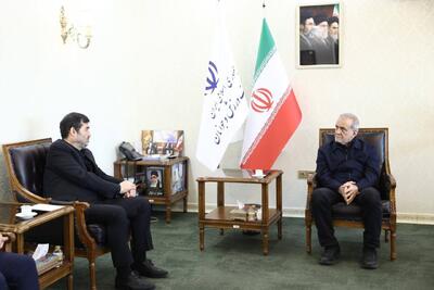  پیام پزشکیان به دو بازیکن پناهنده در استرالیا و تمجید از زنان فوتبالیست/ ناکامی دولت آمریکا در این پروژه چگونه رقم خورد؟