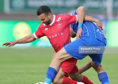  طعنه تند یک پرسپولیسی به استقلال: کرونا را فراموش کردید؟