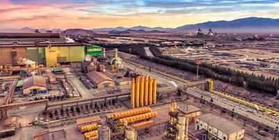  روزنامه اطلاعات: در جنگ اخیر متوجه شدیم که نباید اقتصاد ایران را با صنایع بزرگ اداره کرد/ ساختارهای کوچک آسیب کمتری می بینند