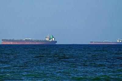  یک نفتکش تحریمی از تنگه هرمز عبور کرد