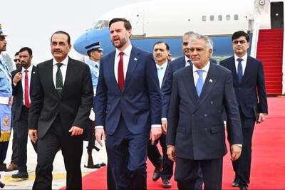  بی‌بی‌سی: هیئت آمریکا در دور جدید مذاکرات با ایران با ریاست ونس، راهی اسلام‌آباد شد/ سی‌ان‌ان: تیم ایالات متحده شامل همان چهره‌هایی خواهد بود که در دور اول شرکت داشتند