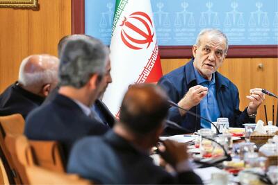  عبور از بحران‌ها جز با «مشارکت مردم» ممکن نیست