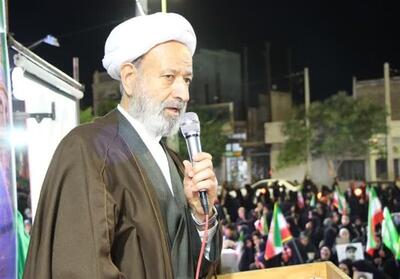  آگاهی سیاسی نقطه قوت جامعه/صدای تفرقه در راستای اهداف دشمن است - تسنیم