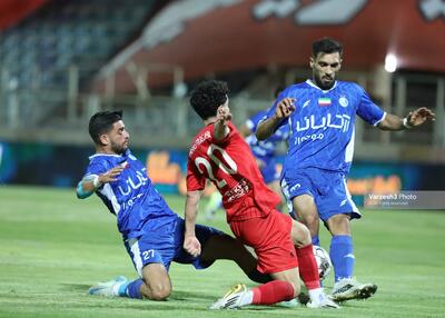  تصمیم اداری، جایگزین شایستگی ورزشی نیست!