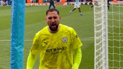  خوشحالی بی حد و حصر دوناروما با هواداران منچسترسیتی