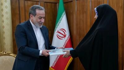  عراقچی در دیدار مهدیه اسفندیاری: از هیچ تلاشی برای حمایت از اتباع خود فروگذار نمی‌کنیم