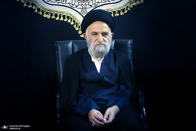  آیت‌الله غروی، عضو شورای عالی حوزه‌های علمیه: ابهت آمریکا در مقاومت پایدار نیروهای نظامی و مردم ما شکسته شد/ دولت به اندازه امکاناتش حضور خوبی پیدا کرده است/ نباید در میادین پمپاژ اختلاف و ایجاد نفاق کنیم