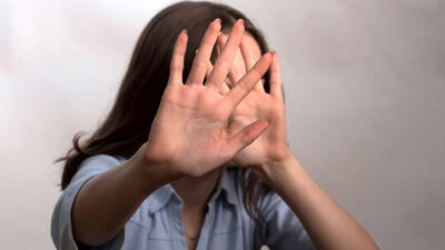  قربانیان تجاوز و تروما در معرض چه اختلال شخصیتی قرار می گیرند؟