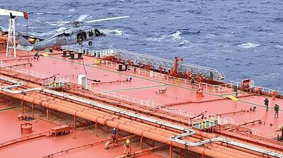  لحظات حمله کماندوهای آمریکا و سرقت یک سوپرتانکر منتسب به ایران