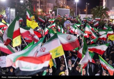  ببینید/  ایستادگی مردم پای ایران چشم دنیا را خیره کرد! - تسنیم
