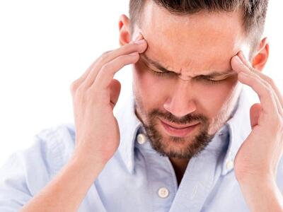  اگر میگرن دارید این ۳ کار آن را تشدید می‌کند