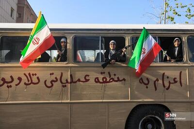  روز ۵۰ جنگ؛ آتش بس شکننده | نیروی دریایی سپاه: تنگه هرمز مسدود شد | شورایعالی امنیت ملی: تنگه هرمز بازگشایی شد | ناو جرالد فورد به خاورمیانه بازگشت | ترامپ: به توافق با ایران نزدیک هستیم | قالیباف: دروغ است!