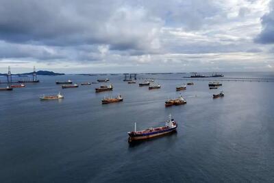  اکونومیست: تنگه هرمز باز نشود، کل سیستم سوخت‌رسانی جهان از کار می‌افتد