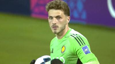  مهار پنالتی درکسلر توسط کرپسکی