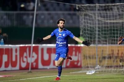  عکس یادگاری ستاره استقلال مقابل بنای خاص رُم