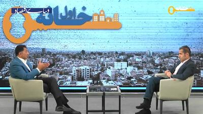  چرخ صنعت ساختمان ایستاده است