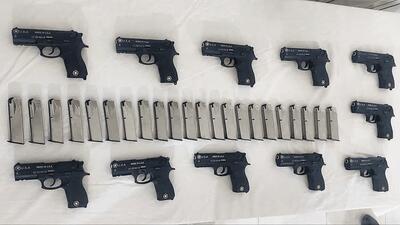  کشف ۲۸ قبضه سلاح کلت در ارومیه