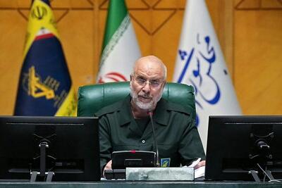  واکنش قالیباف به اظهارات وزیر جنگ آمریکا: خامنه‌ای عزیز، عزیز جان ماست/ عصبانی باشید و از این عصبانیت بمیرید+ عکس