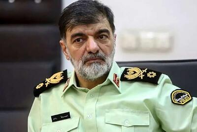 سردار رادان: در عملیات اصفهان اسناد بسیار مهمی از تجهیزات باقی‌ مانده دشمن به دست آمده که متخصصان ما در حال رمزگشایی از آن‌ها هستند