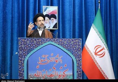  انقلاب اسلامی پرچم مقابله با استکبار جهانی را برافراشته است - تسنیم