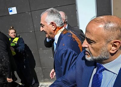  رضا پهلوی یک روز پس از برلین به مکعب شیشه‌ای رفت