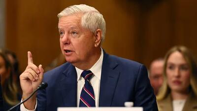  سناتور جمهوری‌خواه آمریکا: واشنگتن باید جنگ با ایران را از سر گیرد