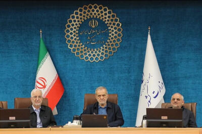  پزشکیان: رضایت 80 درصدی مردم از عملکرد دولت در جنگ 40 روزه
