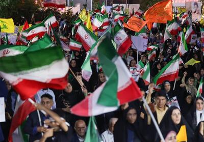  نمایش اقتدار بوشهری‌ها در موج اجتماع شبانه پنجاه‌و پنج - تسنیم