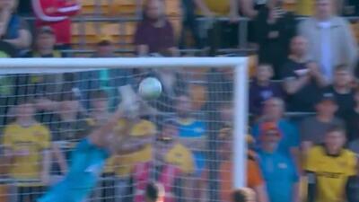  سیو دیدنی کینسکی در دقیقه 98 مقابل ولورهمپتون