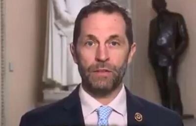  عضو کنگره آمریکا: جنگ ایران دیوانگی محض است