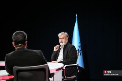  عزیزی: امروز هیچکس در داخل نیست که بگوید «چرا شما نرفتید مذاکره کنید، اگر رفته بودید جنگ نمی‌شد» + فیلم