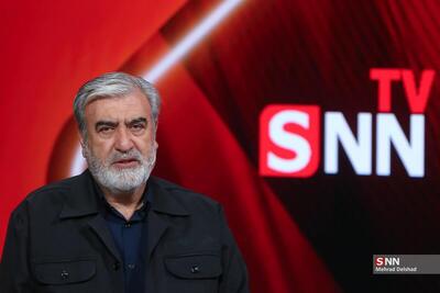  عزیزی: نزدیک ۱۴ پایگاه آمریکا را در منطقه زدیم؛ ما در زدن اهداف و منافع آمریکایی‌ها، هدف کم آورده بودیم + فیلم