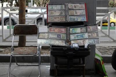  حال و هوای عجیب میدان فردوسی تهران + عکس